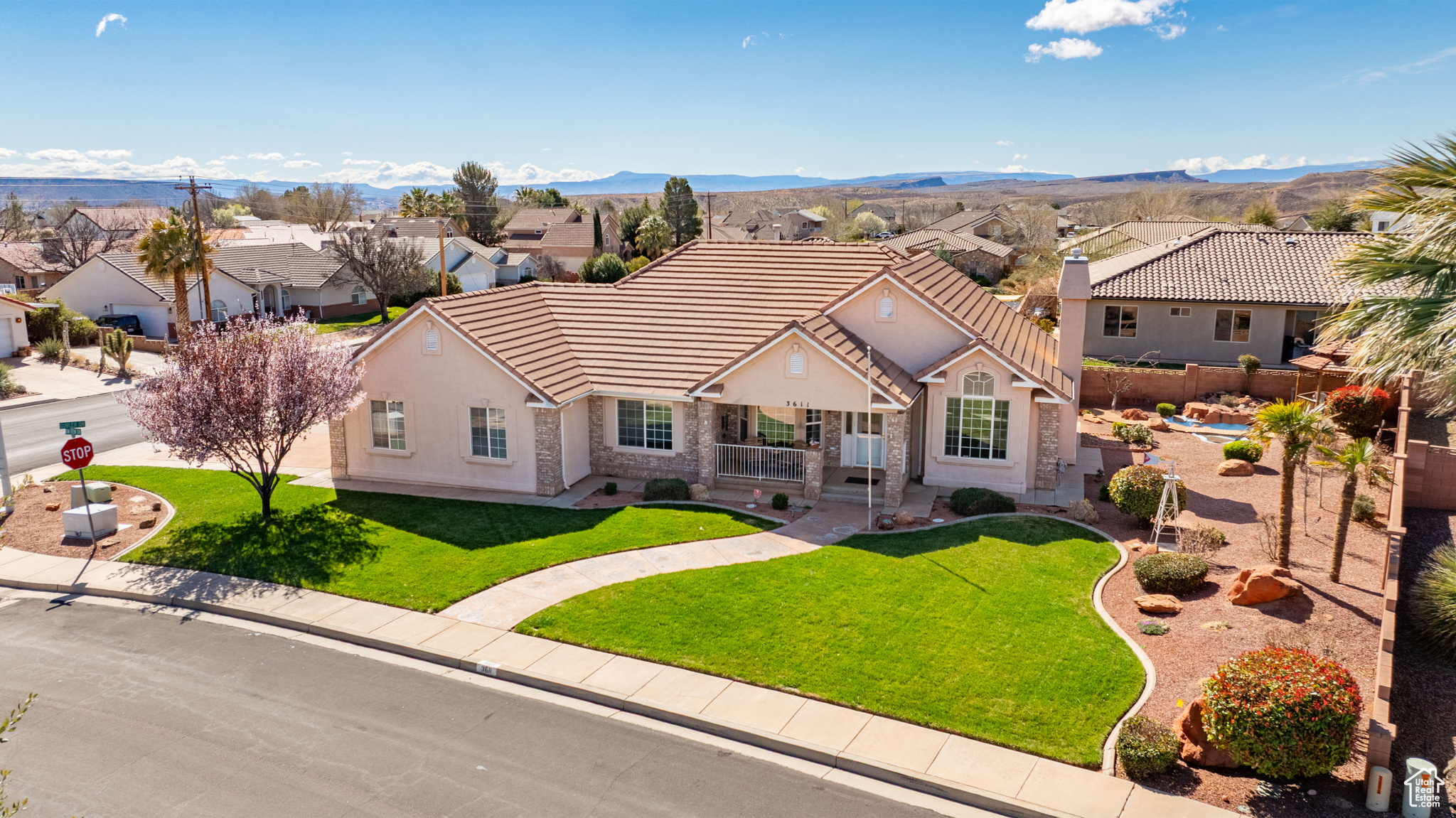 3611 Rimview Dr, Santa Clara, Utah image 30