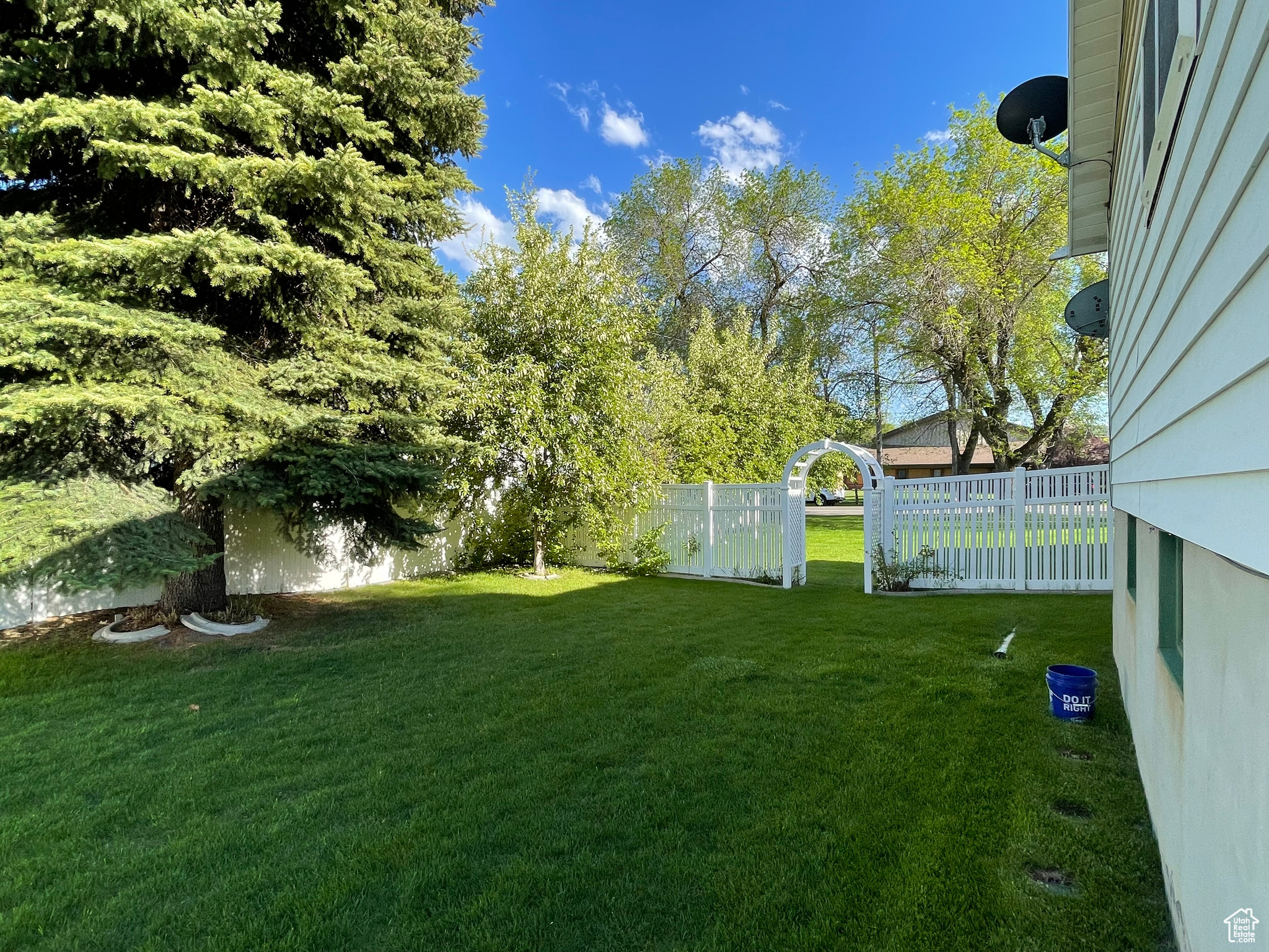 15 E Main St, Wellsville, Utah image 9