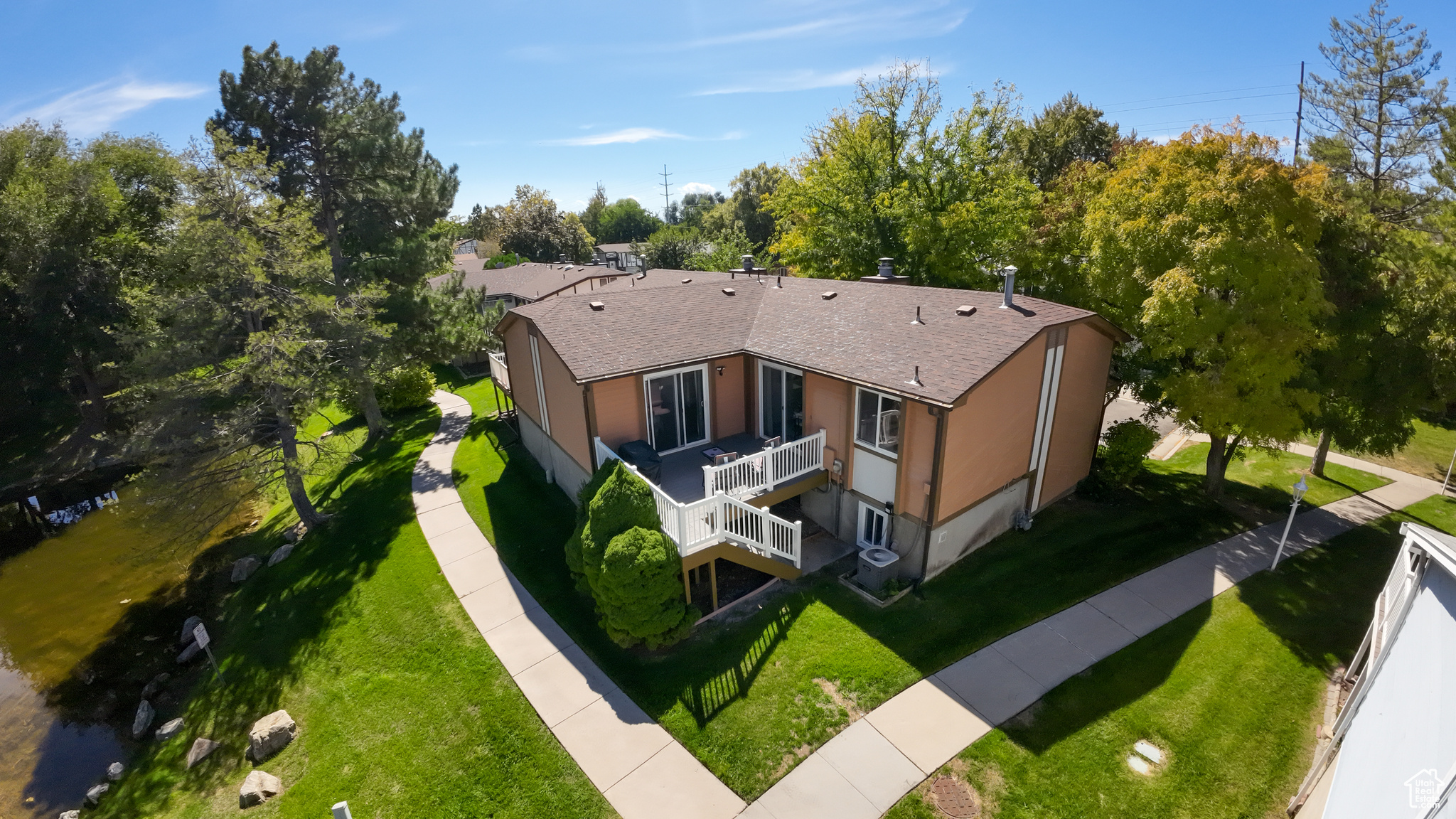 BARRINGTON PARK - Residential
