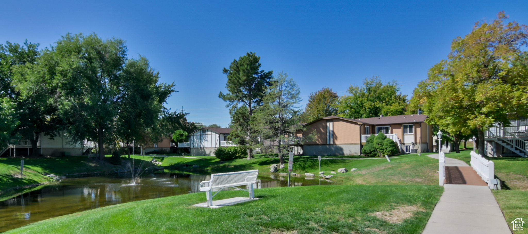 BARRINGTON PARK - Residential