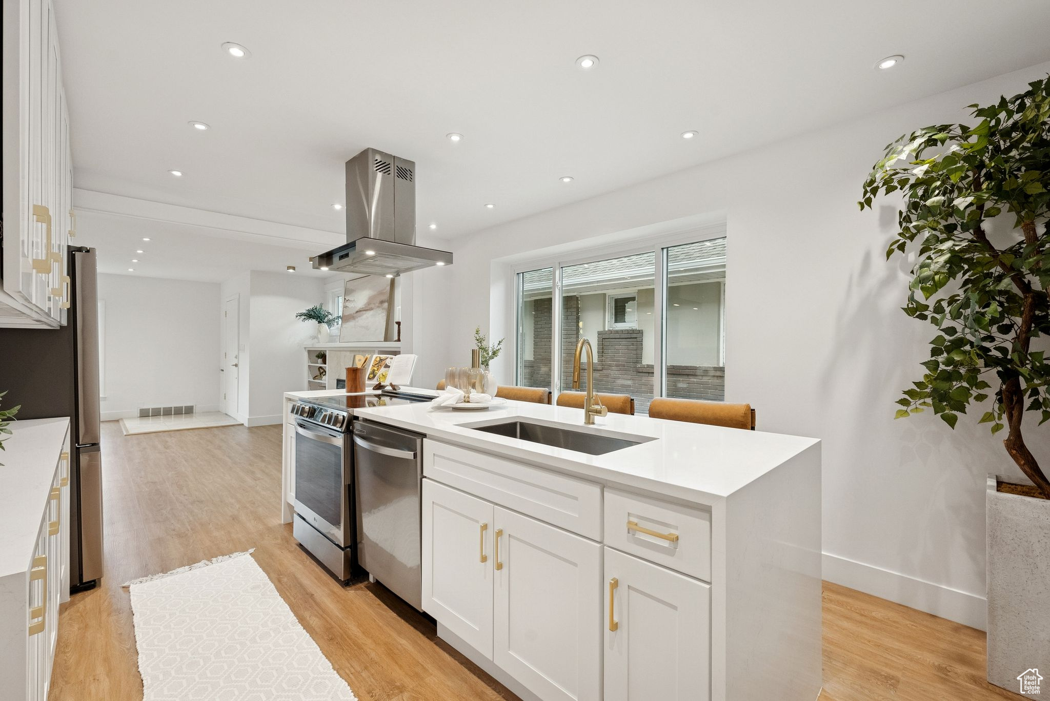 MARLBOROUGH - Residential