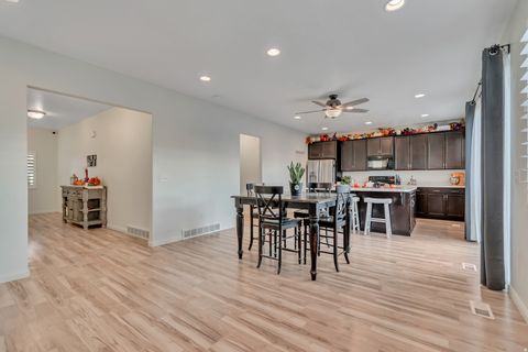 Tiny photo for 5073 N FOLKSTONE DR, Eagle Mountain, UT 84005 (MLS # 2120773)