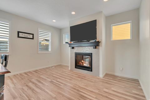 Tiny photo for 5073 N FOLKSTONE DR, Eagle Mountain, UT 84005 (MLS # 2120773)