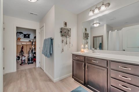 Tiny photo for 5073 N FOLKSTONE DR, Eagle Mountain, UT 84005 (MLS # 2120773)