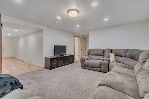 Tiny photo for 5073 N FOLKSTONE DR, Eagle Mountain, UT 84005 (MLS # 2120773)