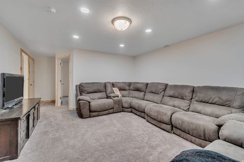 Tiny photo for 5073 N FOLKSTONE DR, Eagle Mountain, UT 84005 (MLS # 2120773)