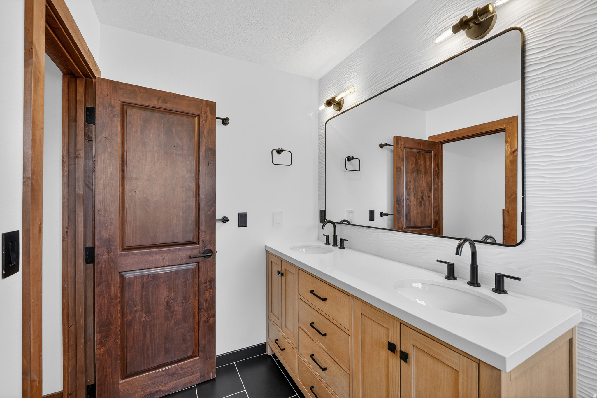 RAVONSHEED SUB - Residential