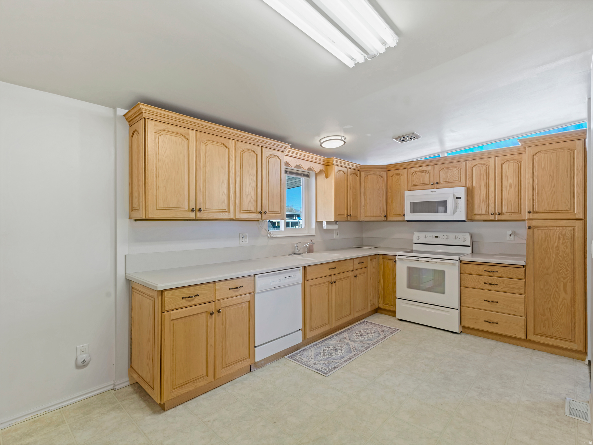 BEST VIEW LOT 23 - Residential