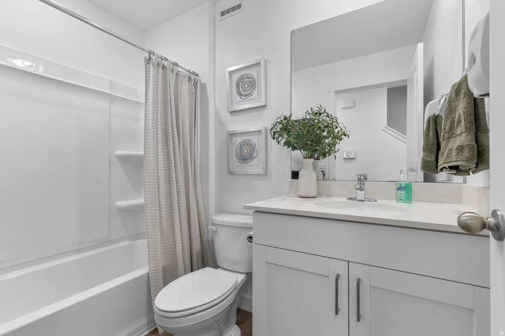 Photo of 1421 S 470 ST E #120, Ogden, UT 84404 (MLS # 2178412)