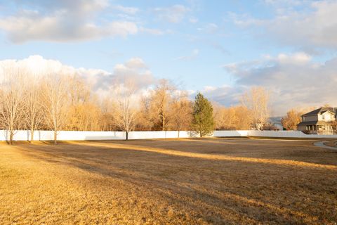 Tiny photo for 89 S 525 W, Clearfield, UT 84015 (MLS # 2137260)