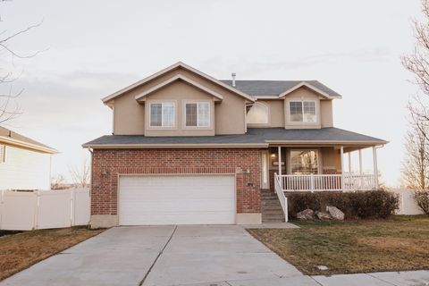 Tiny photo for 89 S 525 W, Clearfield, UT 84015 (MLS # 2137260)