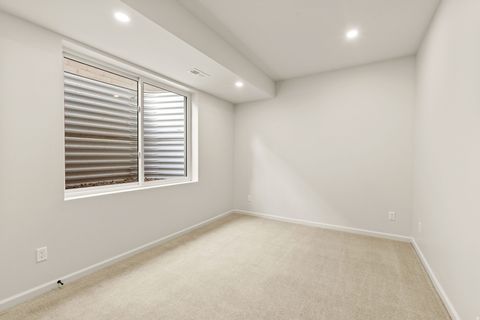 Tiny photo for 520 N H ST E, Salt Lake City, UT 84103 (MLS # 2126643)