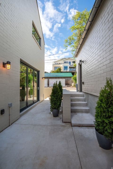 Tiny photo for 520 N H ST E, Salt Lake City, UT 84103 (MLS # 2126643)