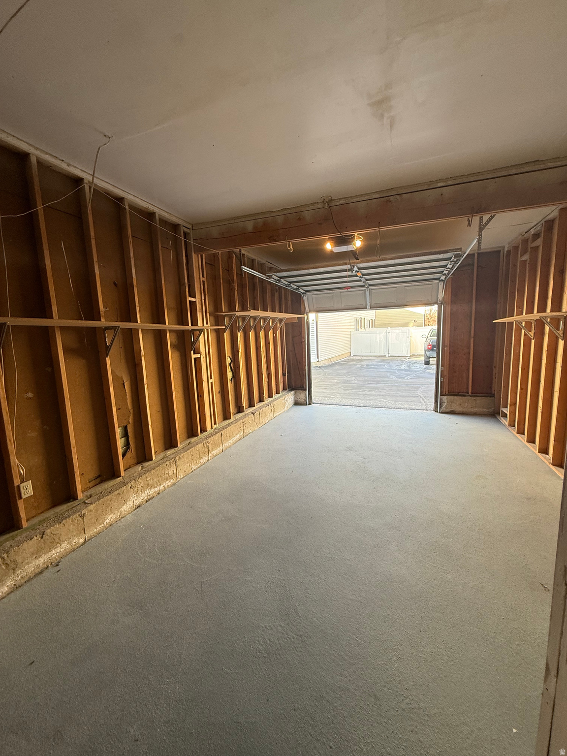 GLENDON STREET - Residential