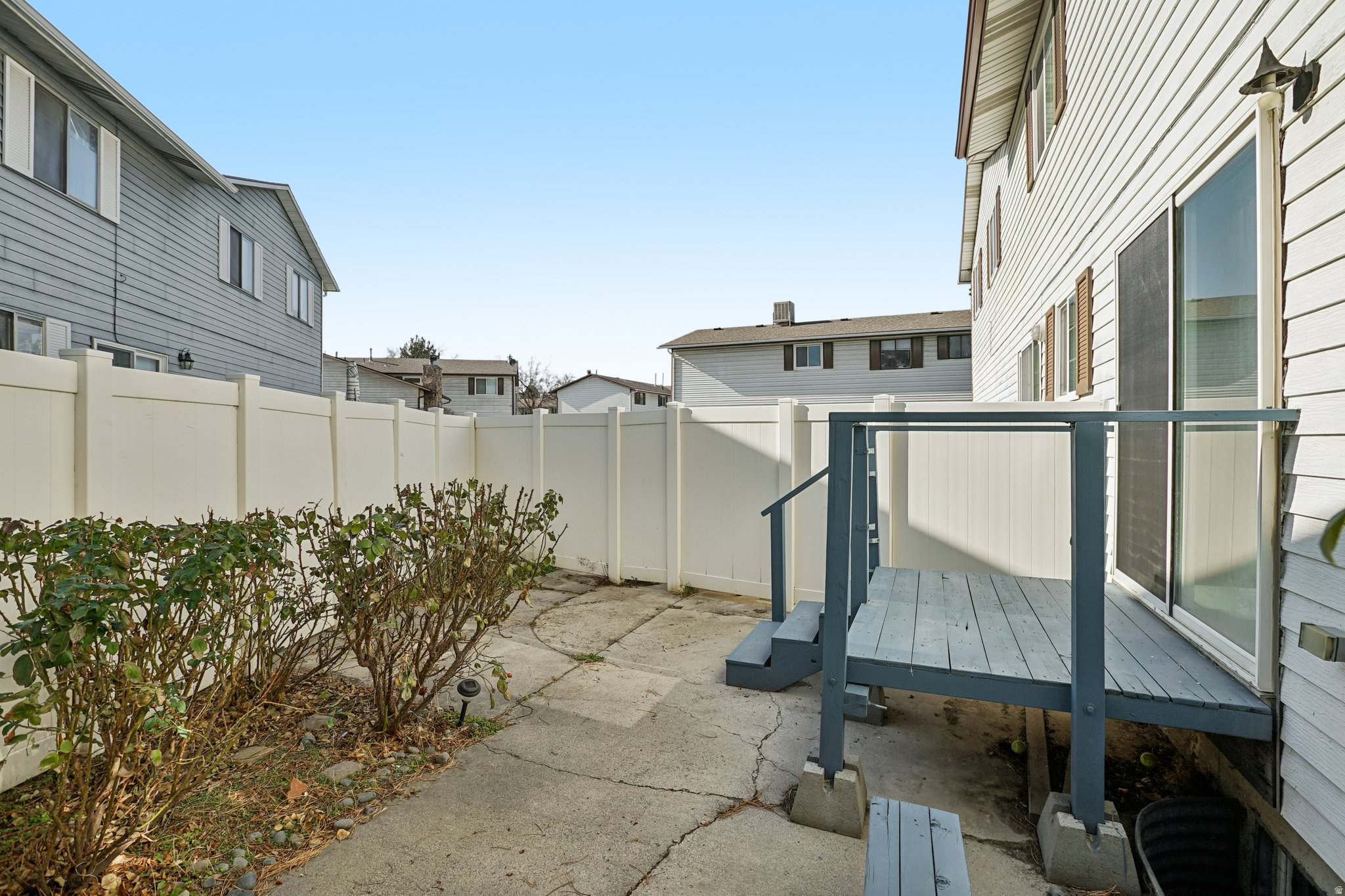 GLENDON STREET - Residential