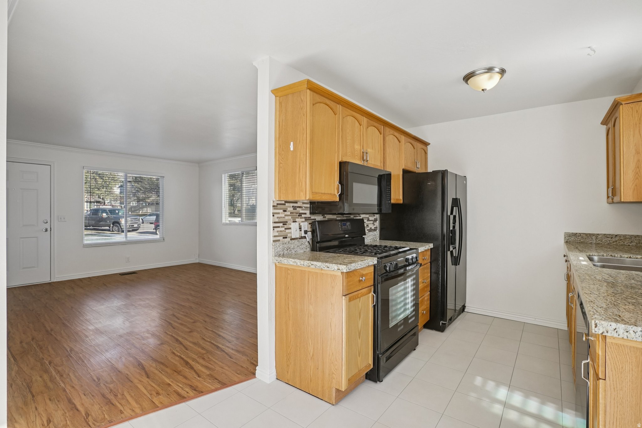 GLENDON STREET - Residential