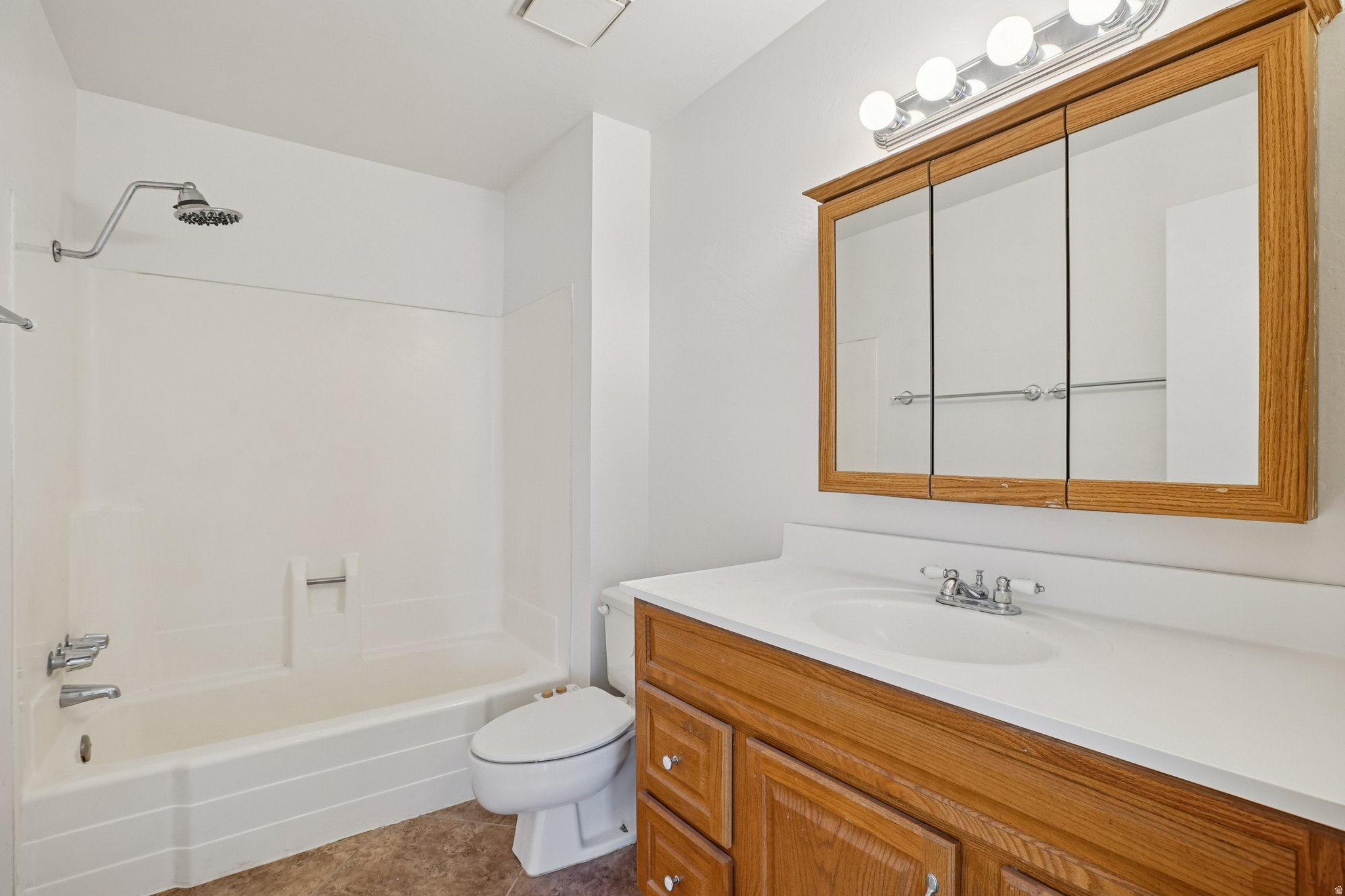 GLENDON STREET - Residential