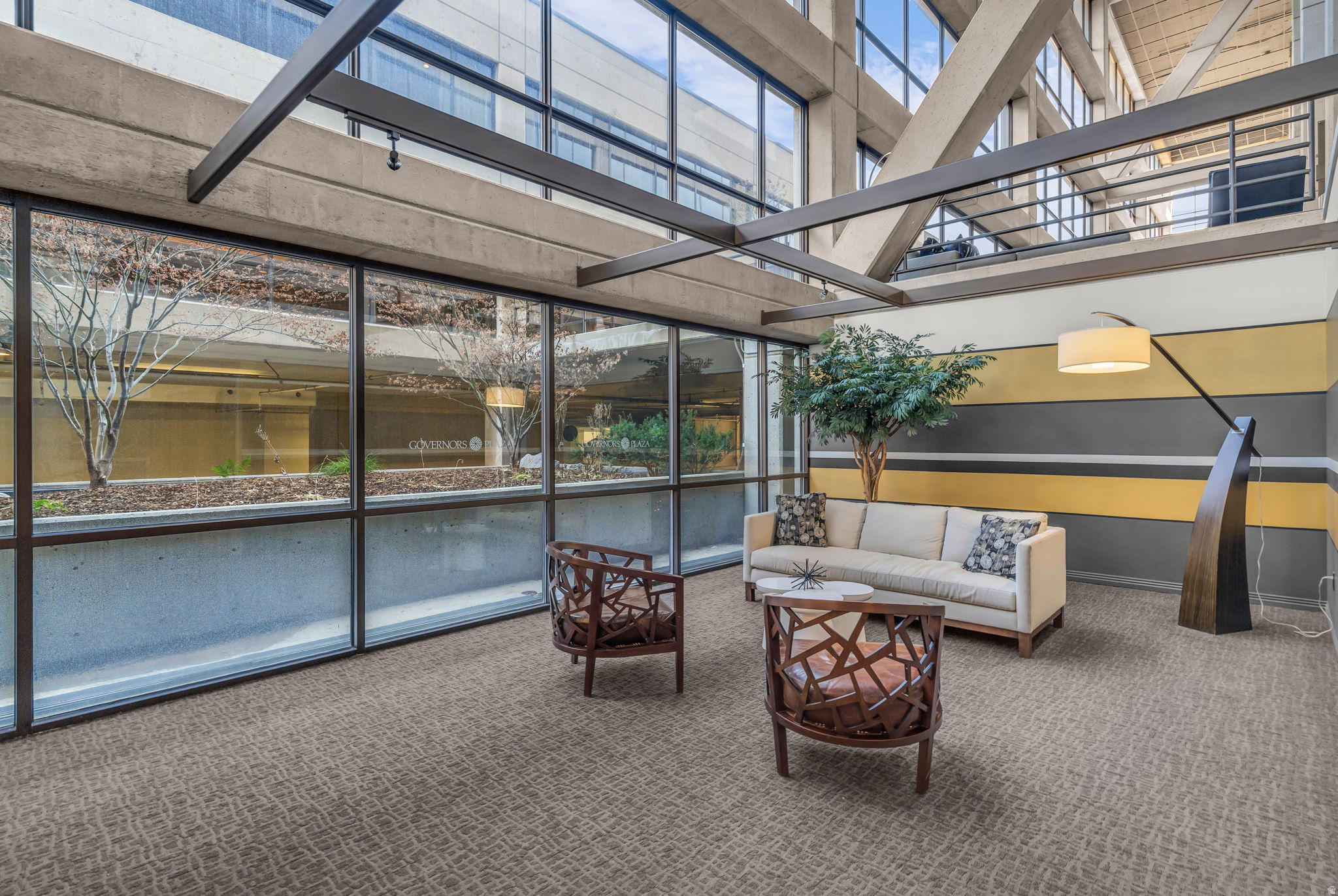 GOVERNORS PLAZA - Residential