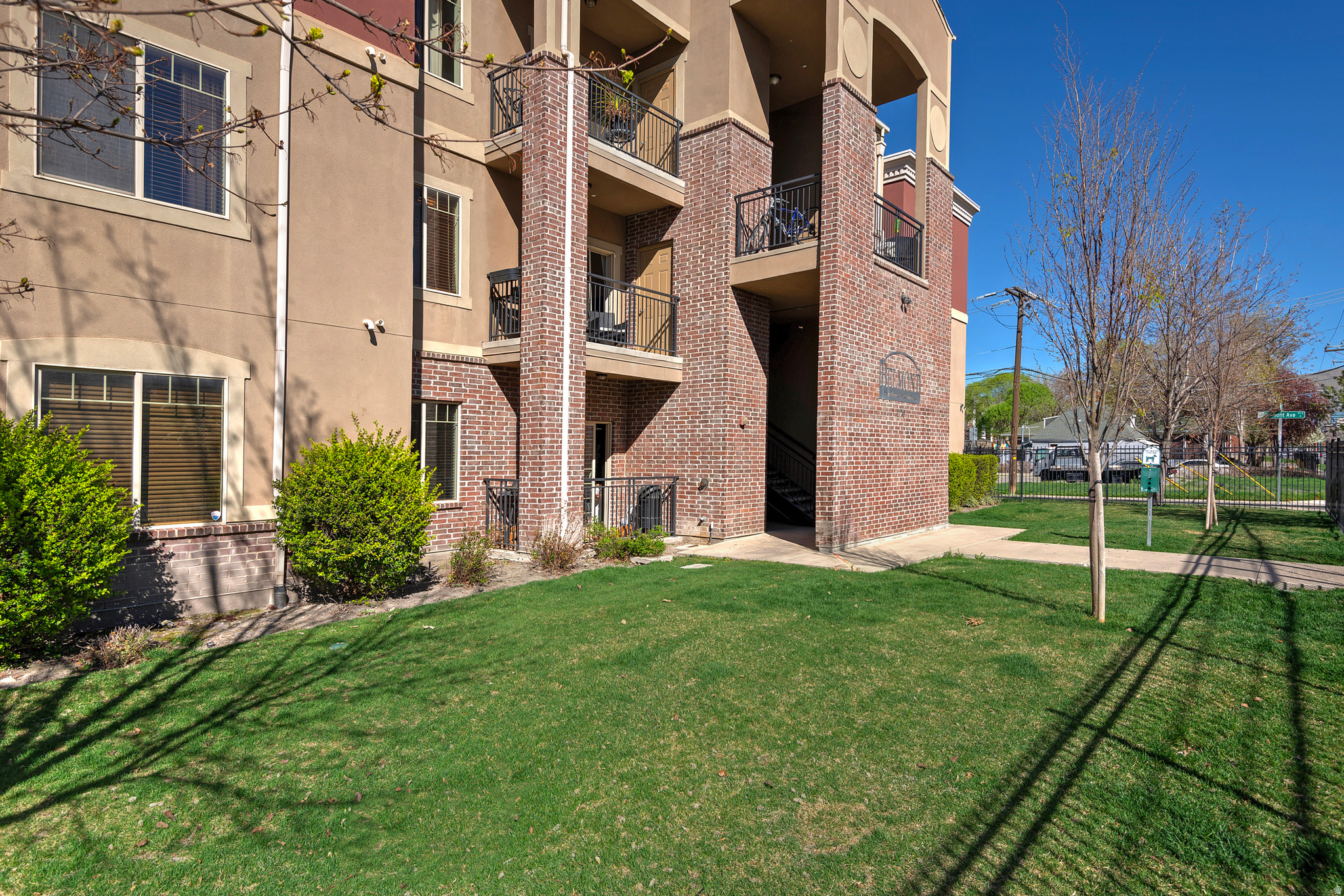 BELMONT DOWNTOWN - Residential