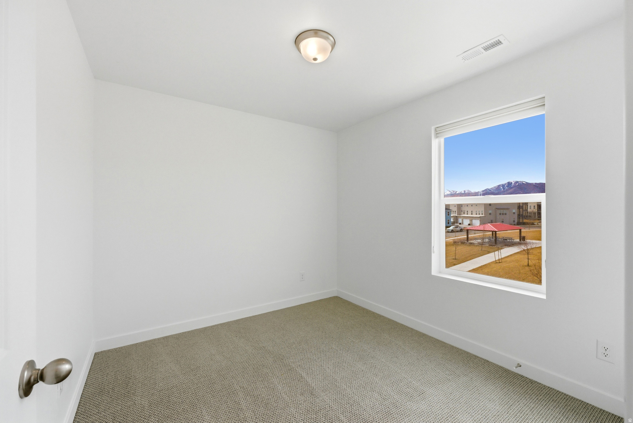 OQUIRRH WEST - Residential