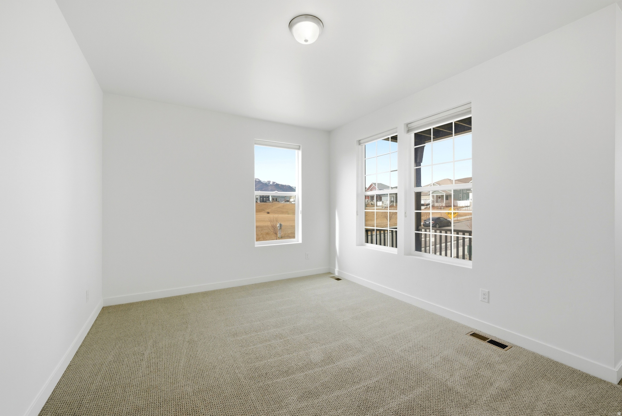 OQUIRRH WEST - Residential