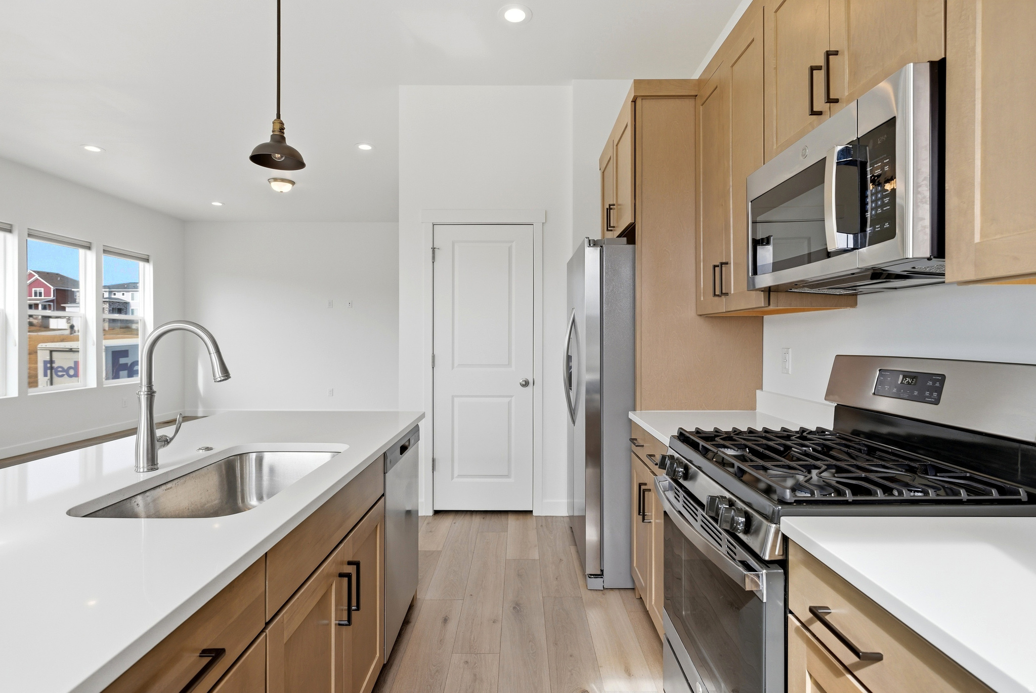 OQUIRRH WEST - Residential