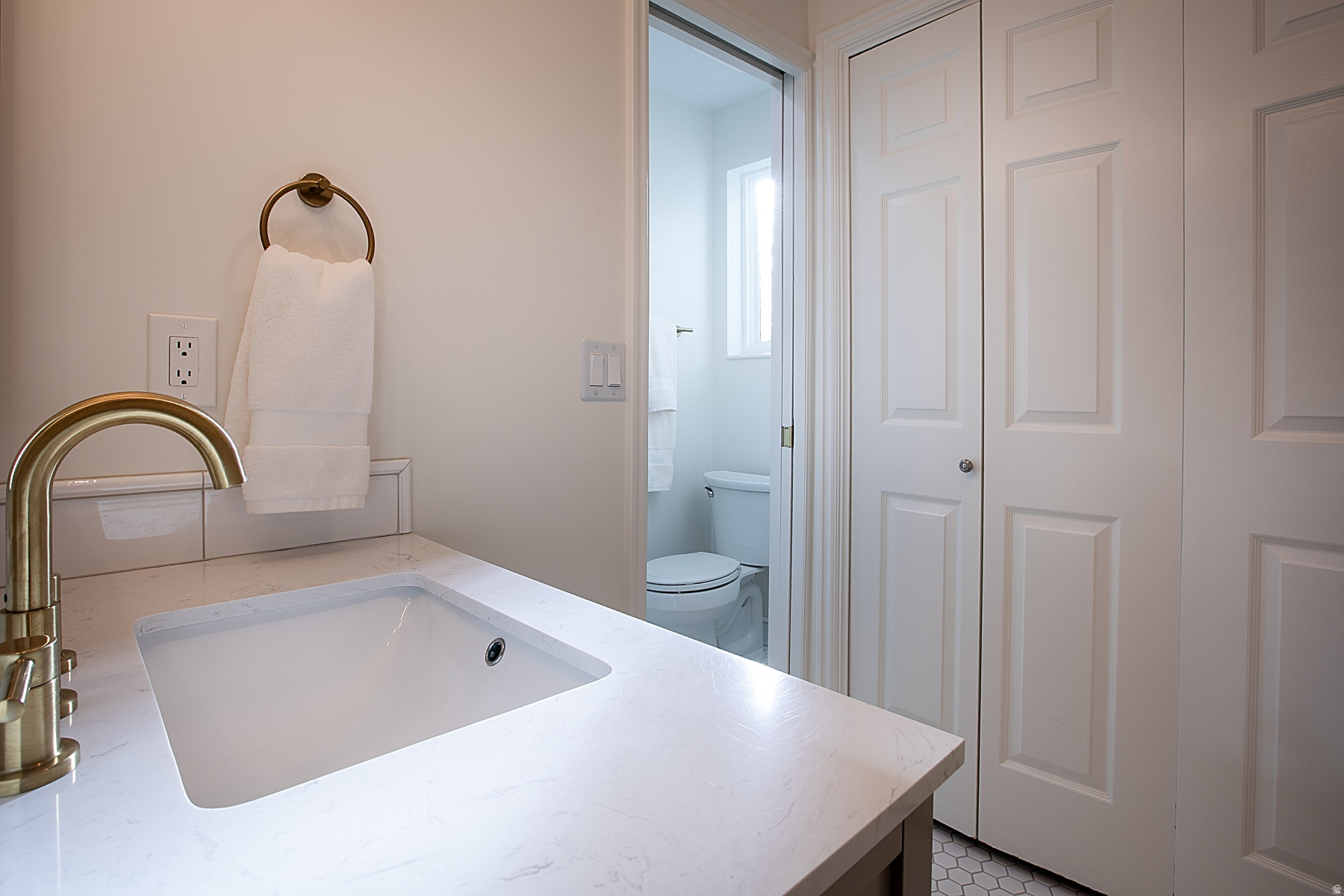 ELLISON PLACE - Residential