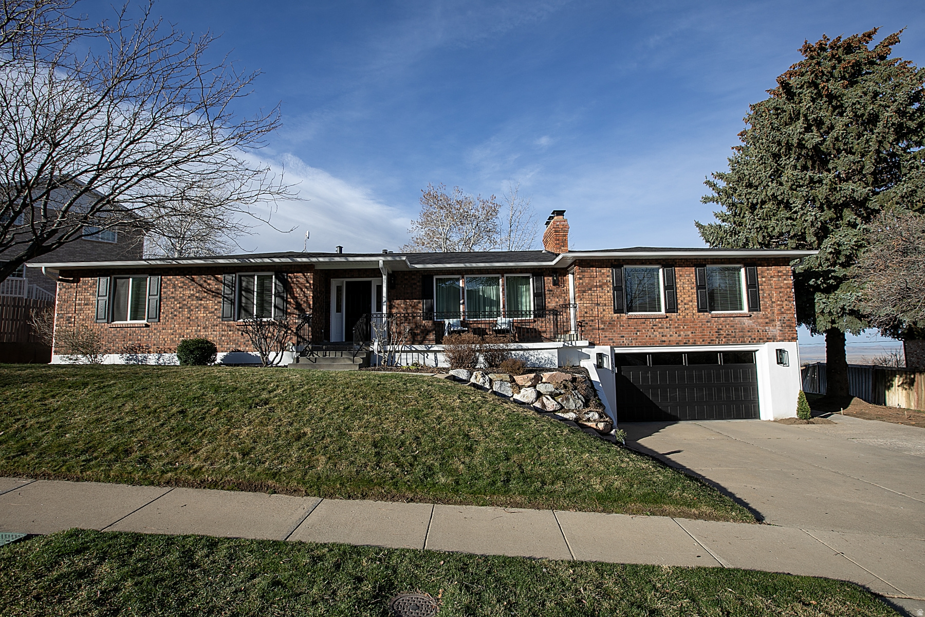 ELLISON PLACE - Residential