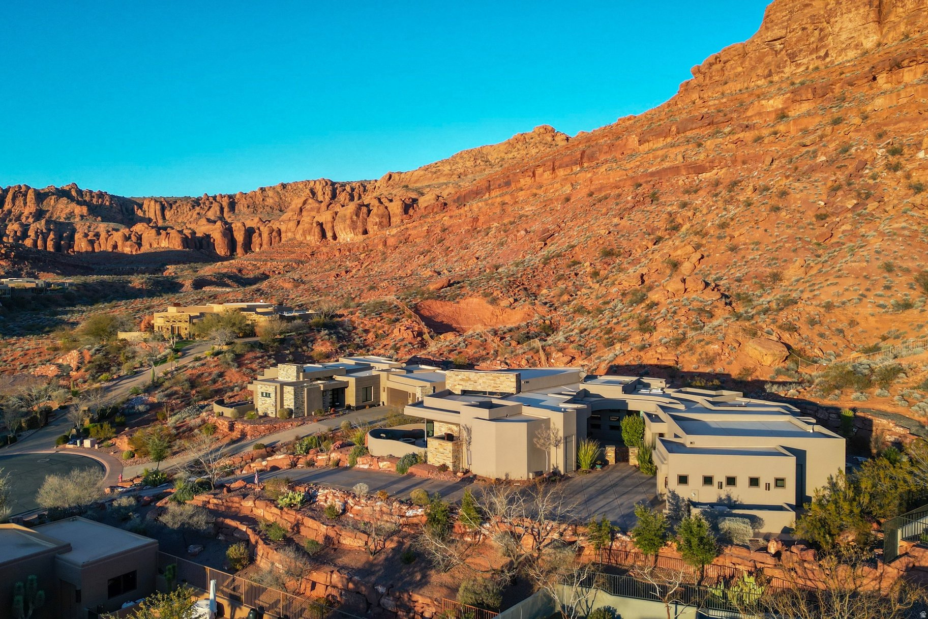 CLIFFS OF SNOW CANYON - Residential