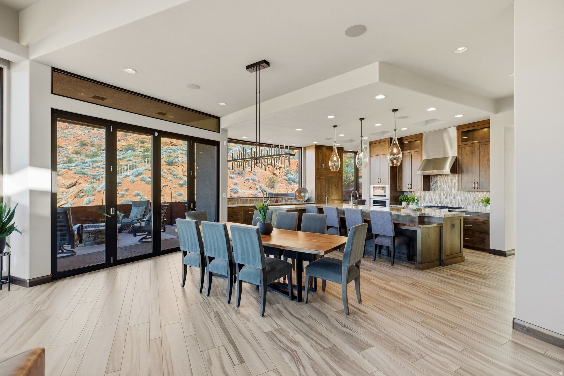 3052 N SNOW CANYON PARKWAY PKWY 210