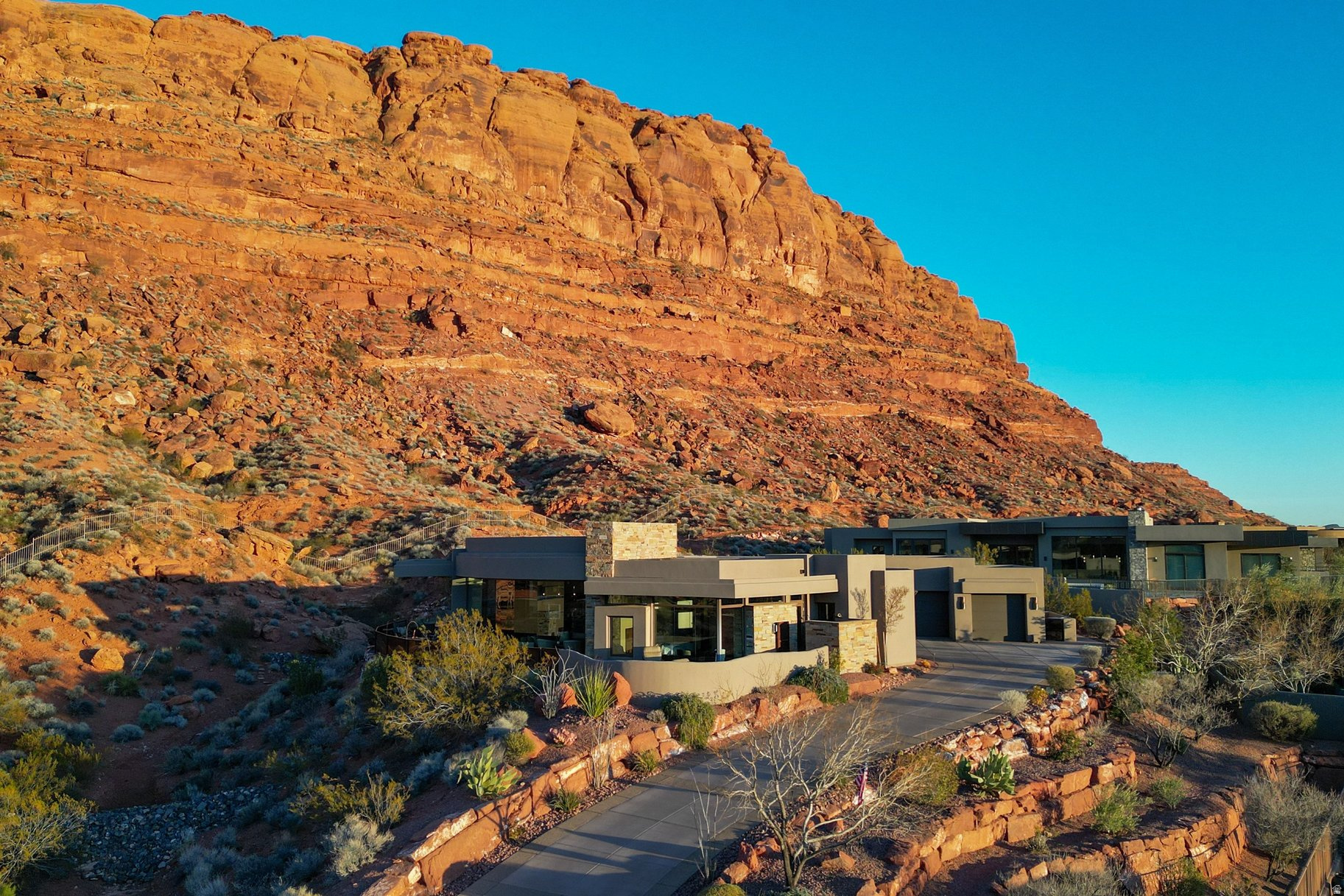 CLIFFS OF SNOW CANYON - Residential