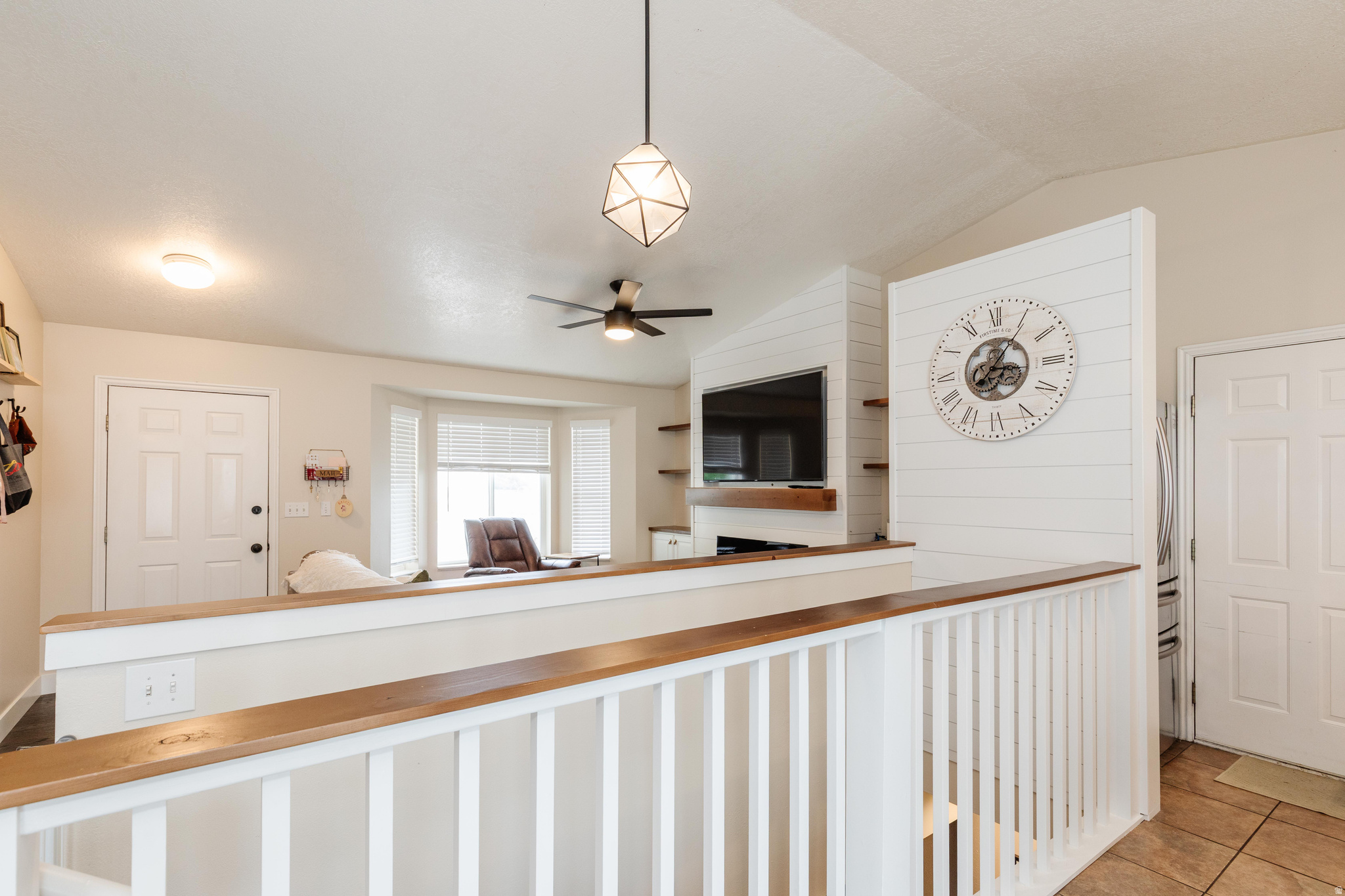 COUNTRY GARDEN ESTAT - Residential