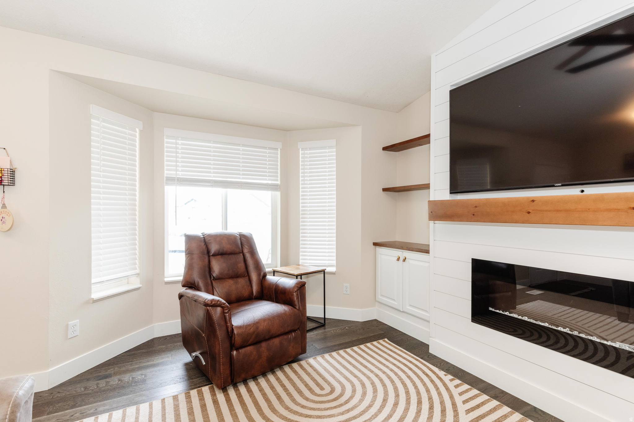COUNTRY GARDEN ESTAT - Residential