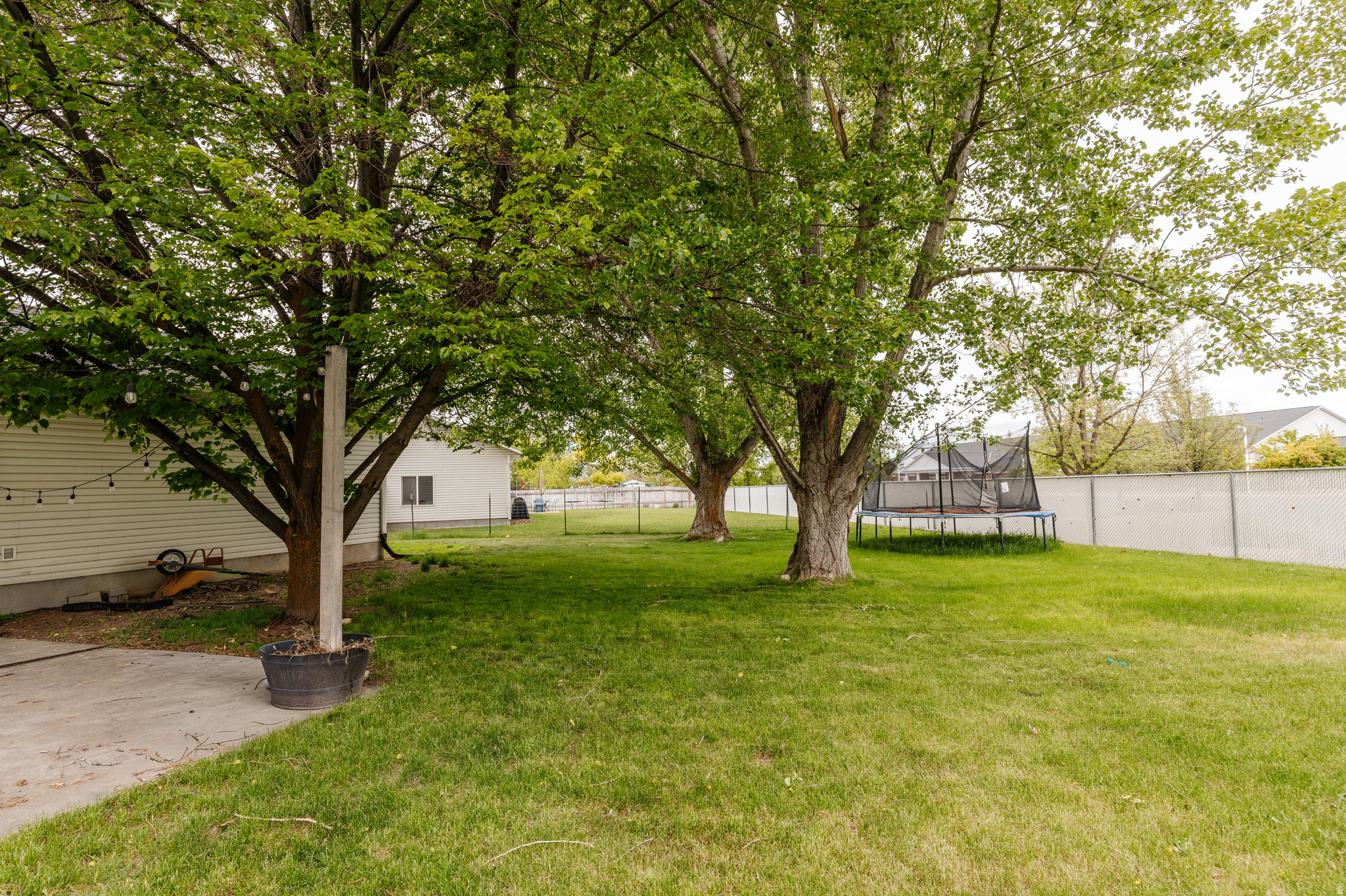 COUNTRY GARDEN ESTAT - Residential