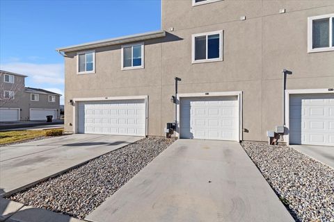 Tiny photo for 639 N 160 E, Vineyard, UT 84059 (MLS # 2128329)