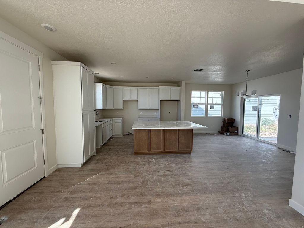 Photo of 6822 W 11800 S, South Jordan, UT 84009 (MLS # 2154175)