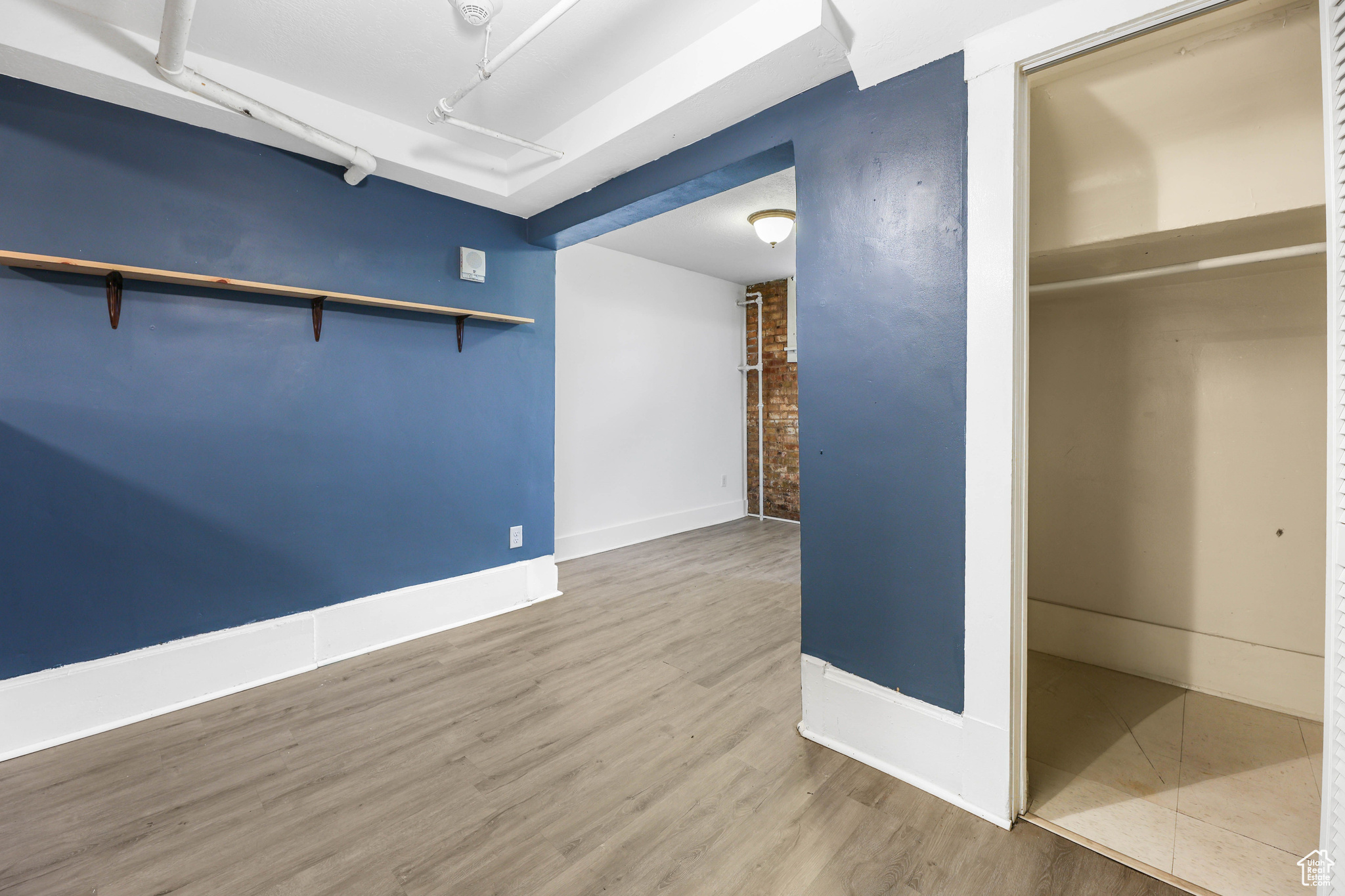 CAITHNESS CONDOMINIUM - Residential