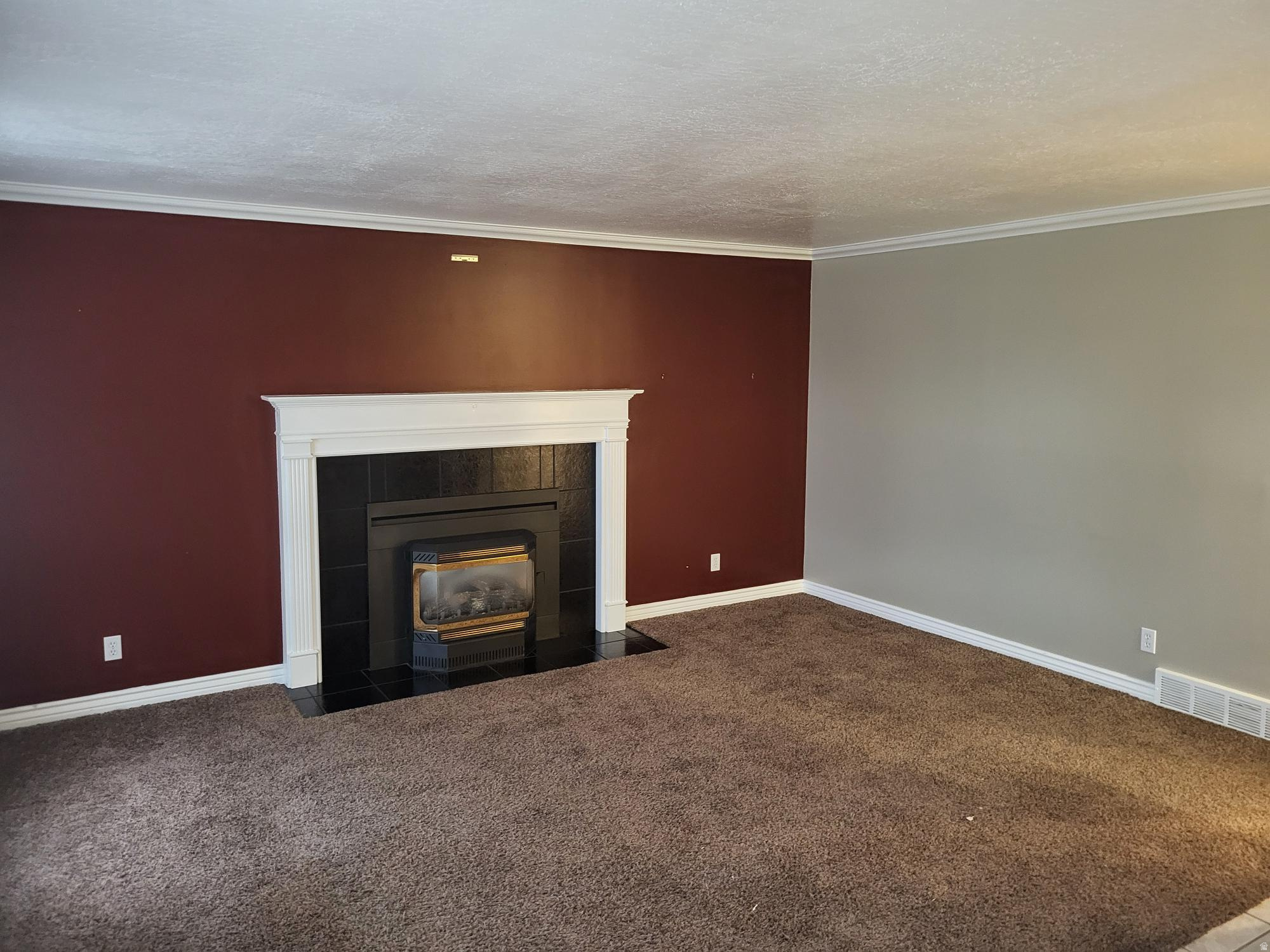 WINDWOOD ESTATES - Residential