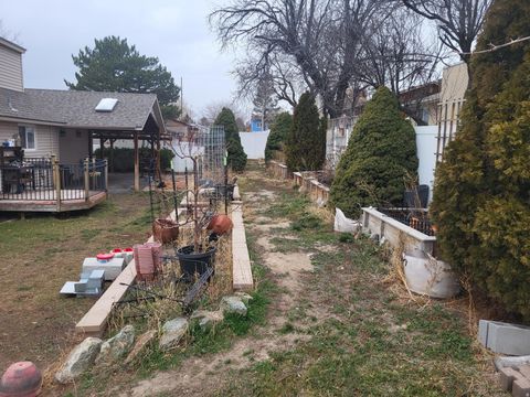 Tiny photo for 2598 W WOODHILL CIR, Taylorsville, UT 84129 (MLS # 2130133)