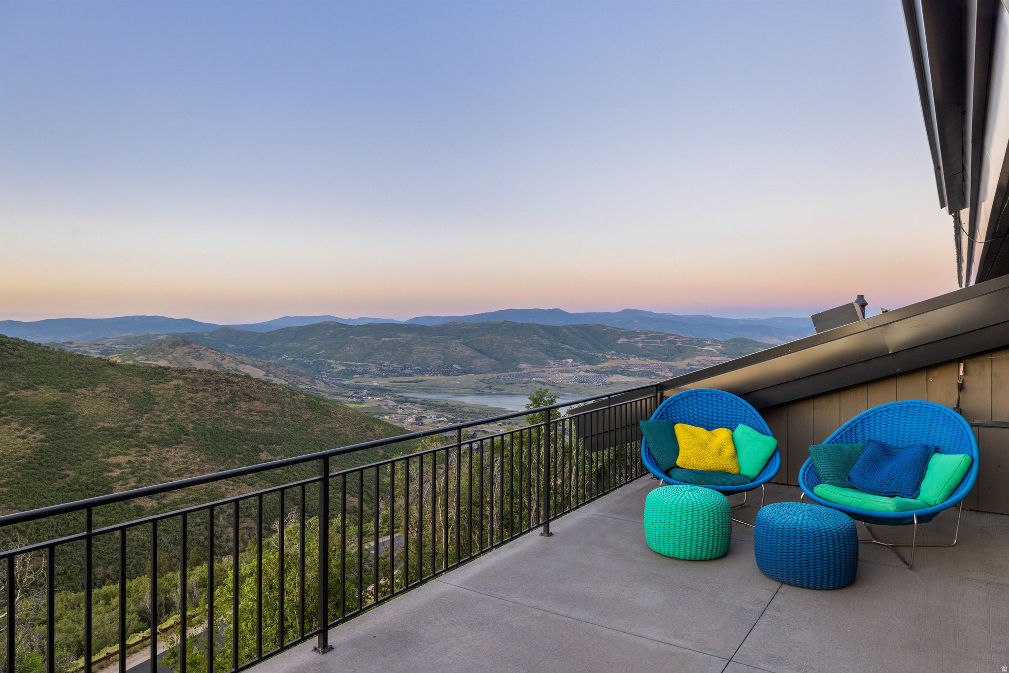 DEER CREST ESTATES - Residential