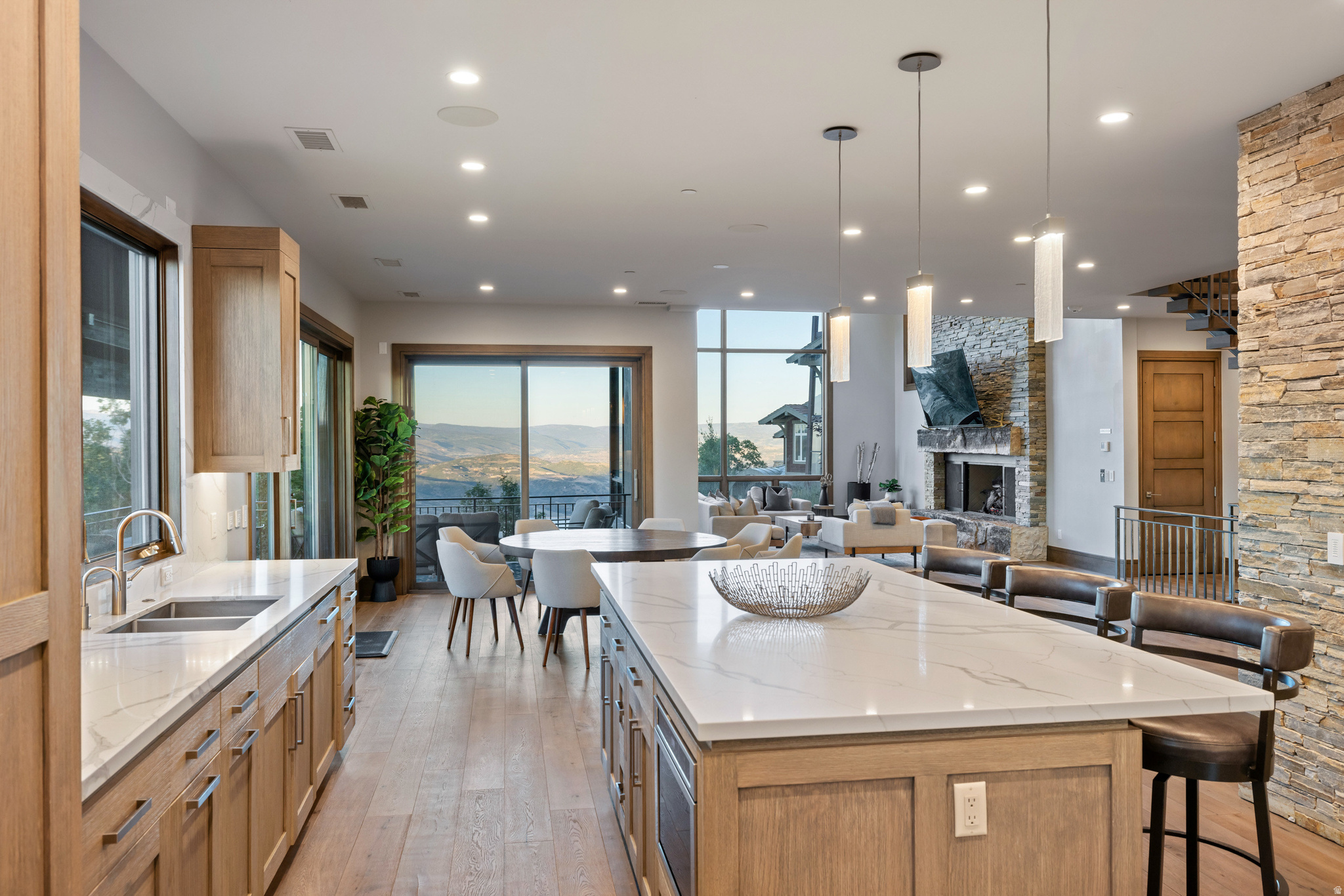 DEER CREST ESTATES - Residential