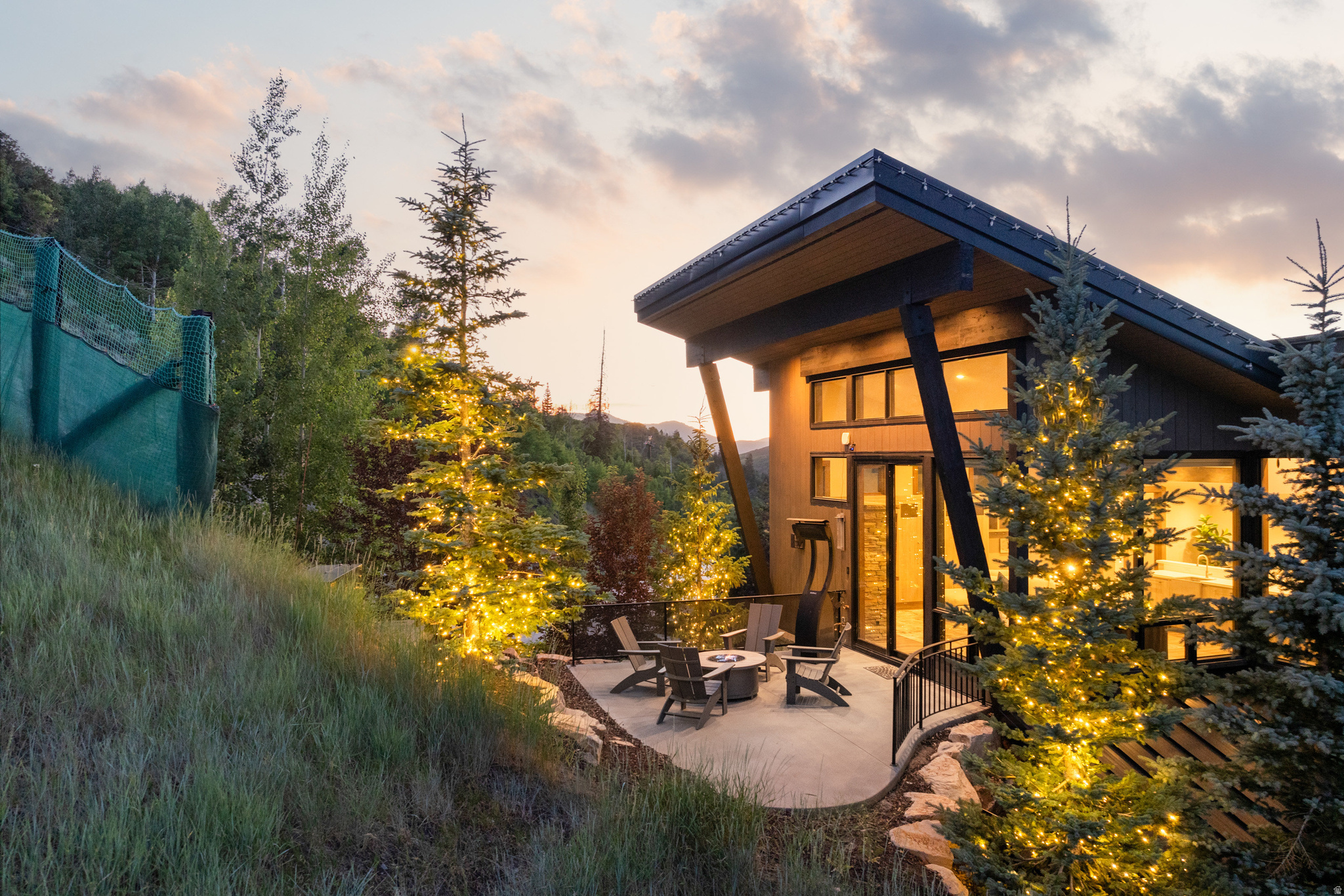 DEER CREST ESTATES - Residential