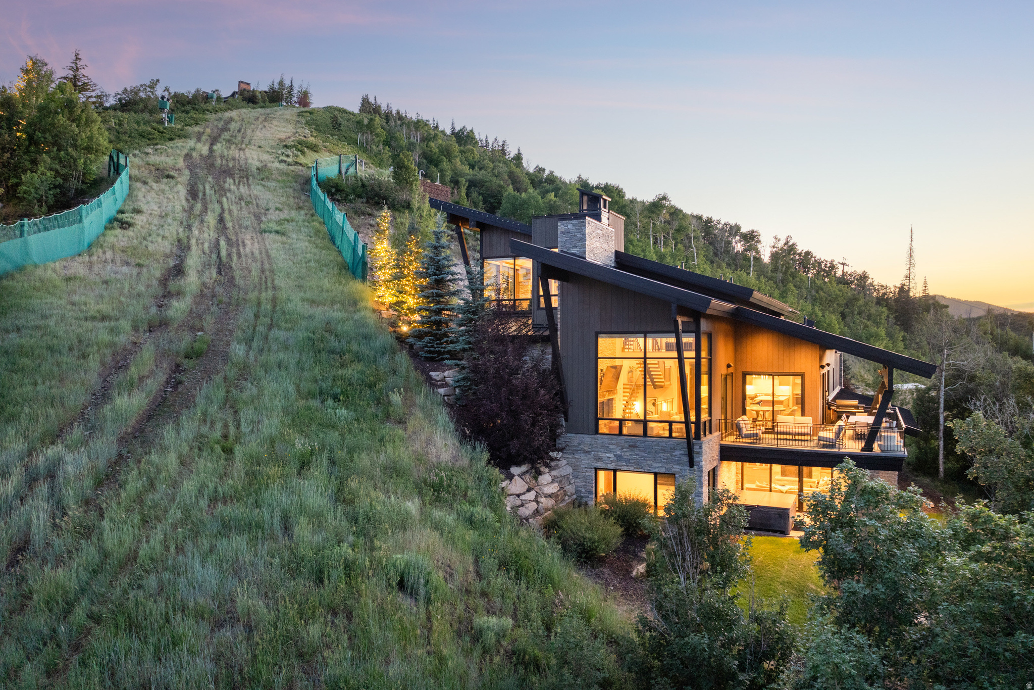 DEER CREST ESTATES - Residential