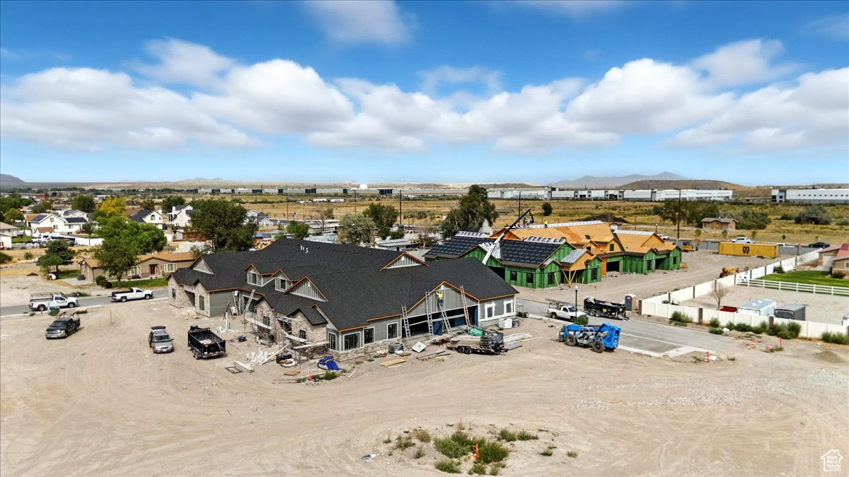 HEATHER ON PARKWAY - Residential