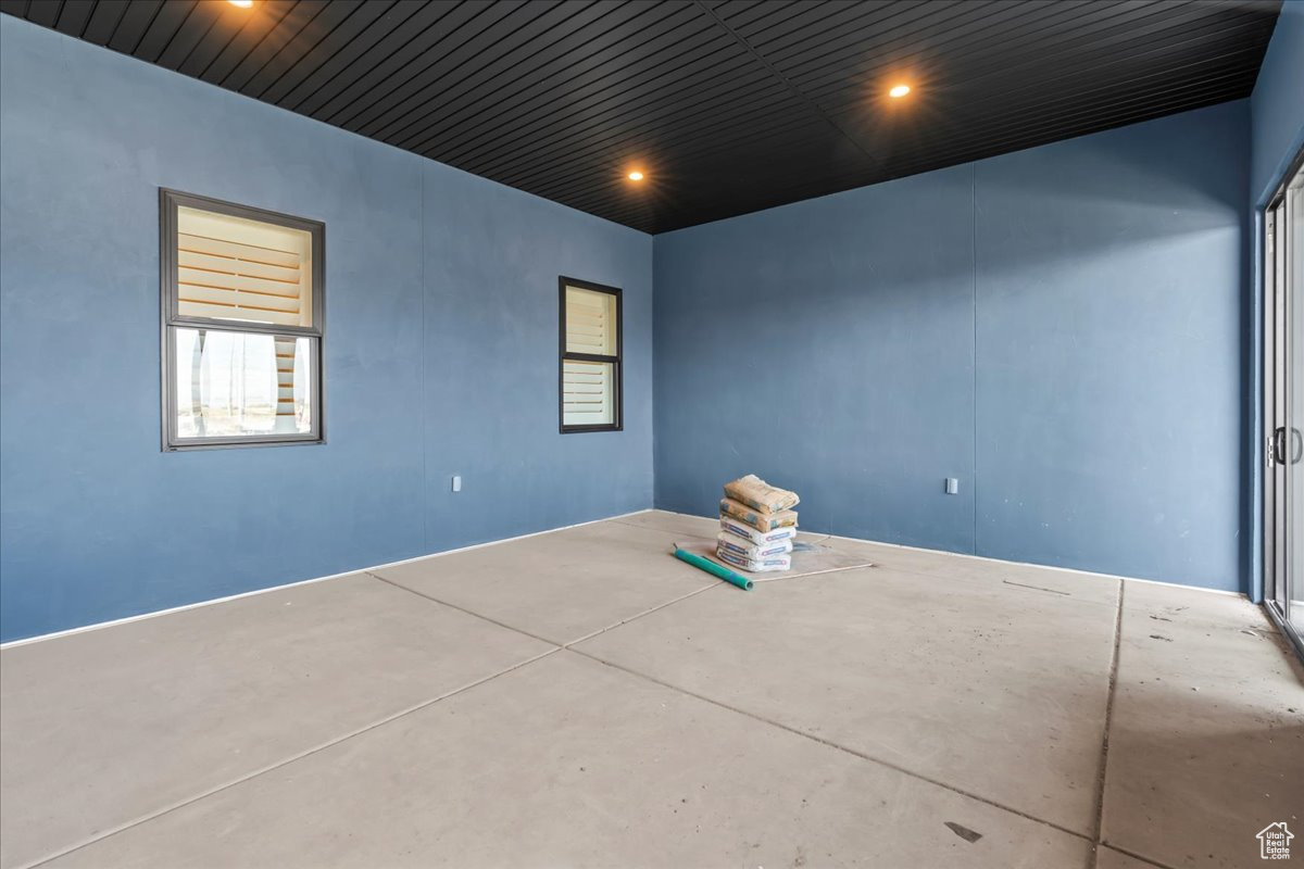 HEATHER ON PARKWAY - Residential