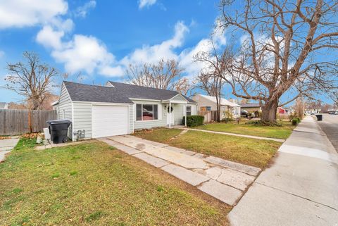 Tiny photo for 864 E 200 N, Provo, UT 84606 (MLS # 2128325)
