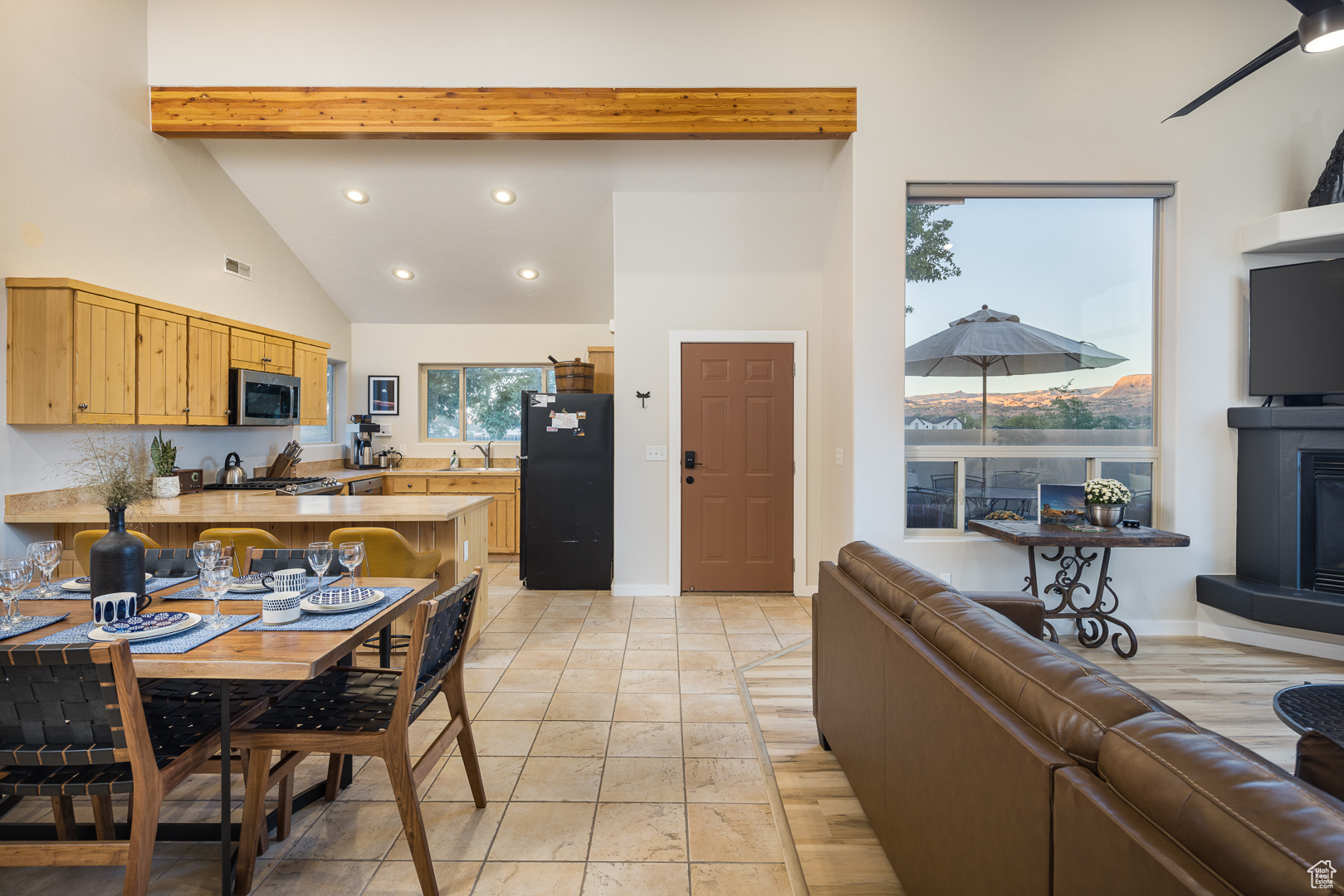RIM VILLAGE - Residential