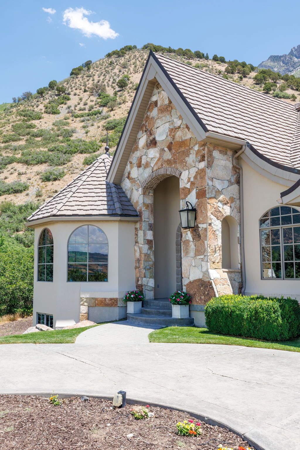 Photo of 1454 E BALD MOUNTAIN CIR, Alpine, UT 84004 (MLS # 2168351)