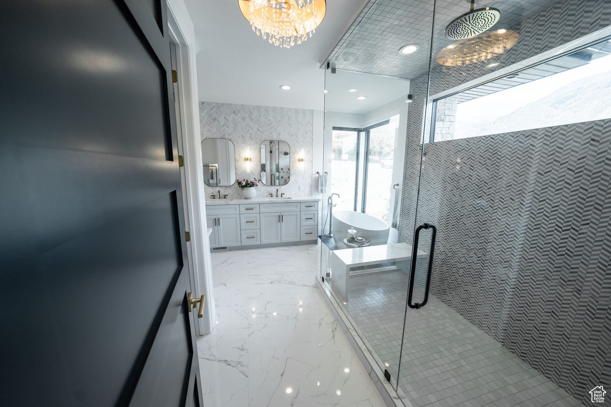 HERITAGE HILLS - Residential