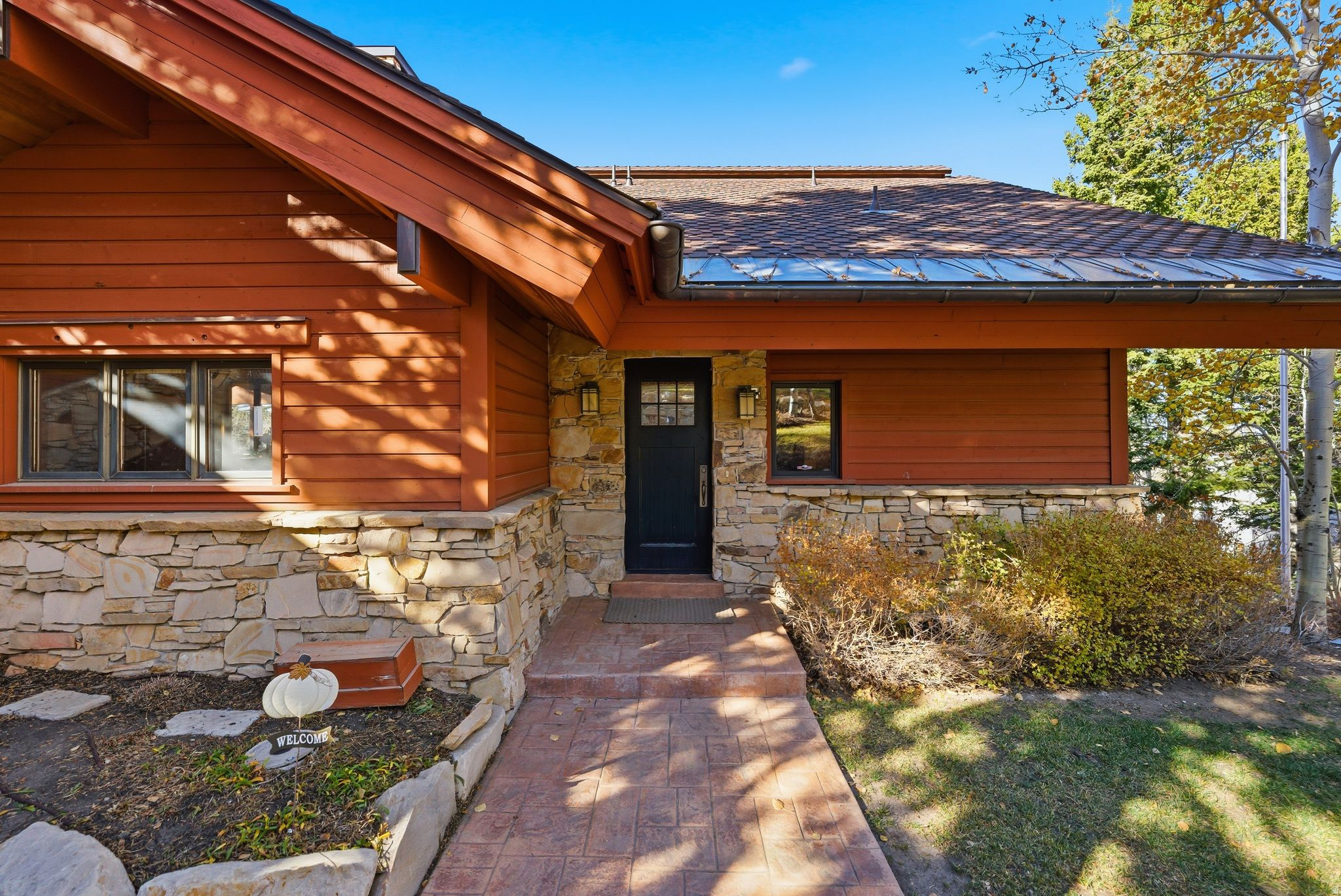 THE COTTAGES - Residential